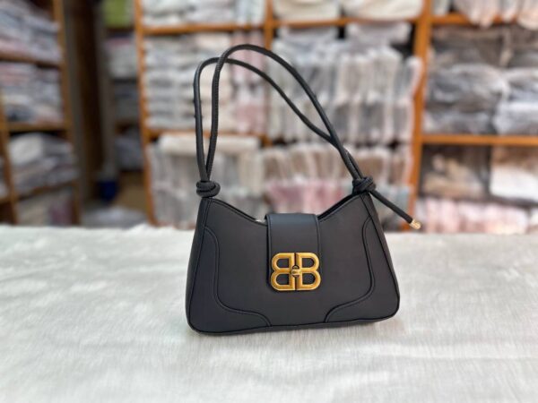 Adjustable Shoulder Bag RM96