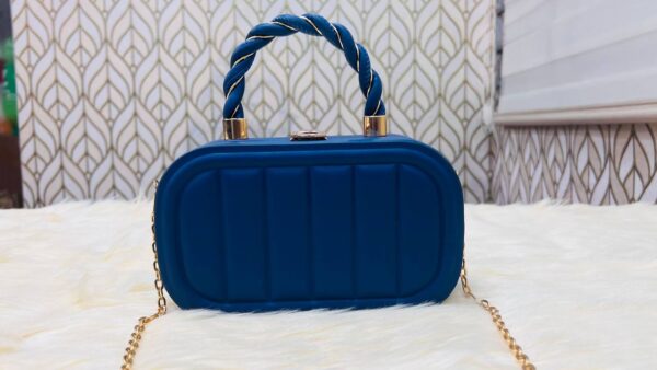 IELGY women's high-end chain solid color box small square bag RM86