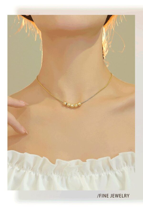 Golden Bead Necklace – Light Luxury Elegance